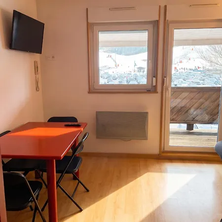 Appartement Avec Terrasse Amenagee A